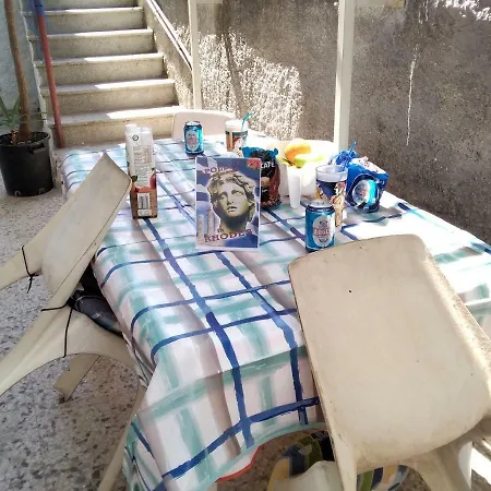 Appartement Apollon H-2 *