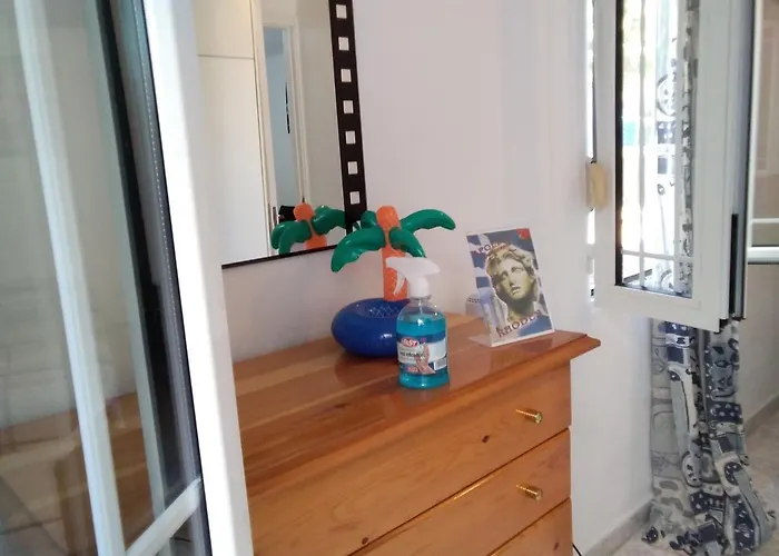 Appartement Apollon H-2 *